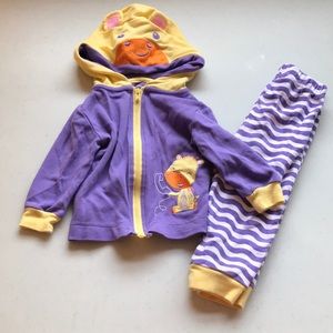 5/$25 FISHER PRICE 2 Pc - Hoodie & Pant Set match